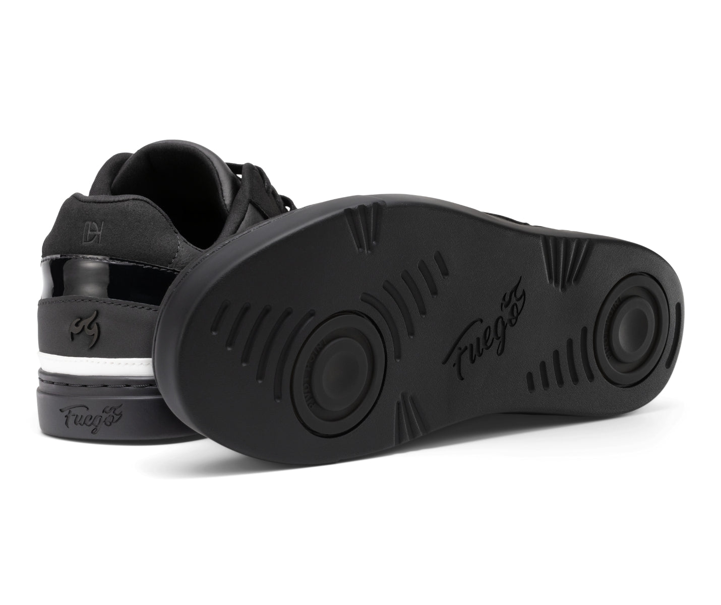 Fuego Low-Top-Tanz-Sneakers x Derek Hough von Fuego Dance Shoes – ideal für Liebhaber des Gesellschaftstanzes.